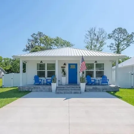 Luxury Bungalow In Sta Pet Friendly